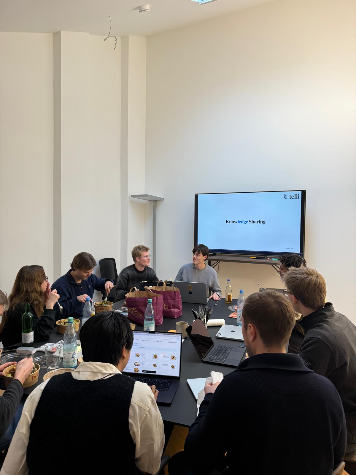 Knowledge sharing lunch